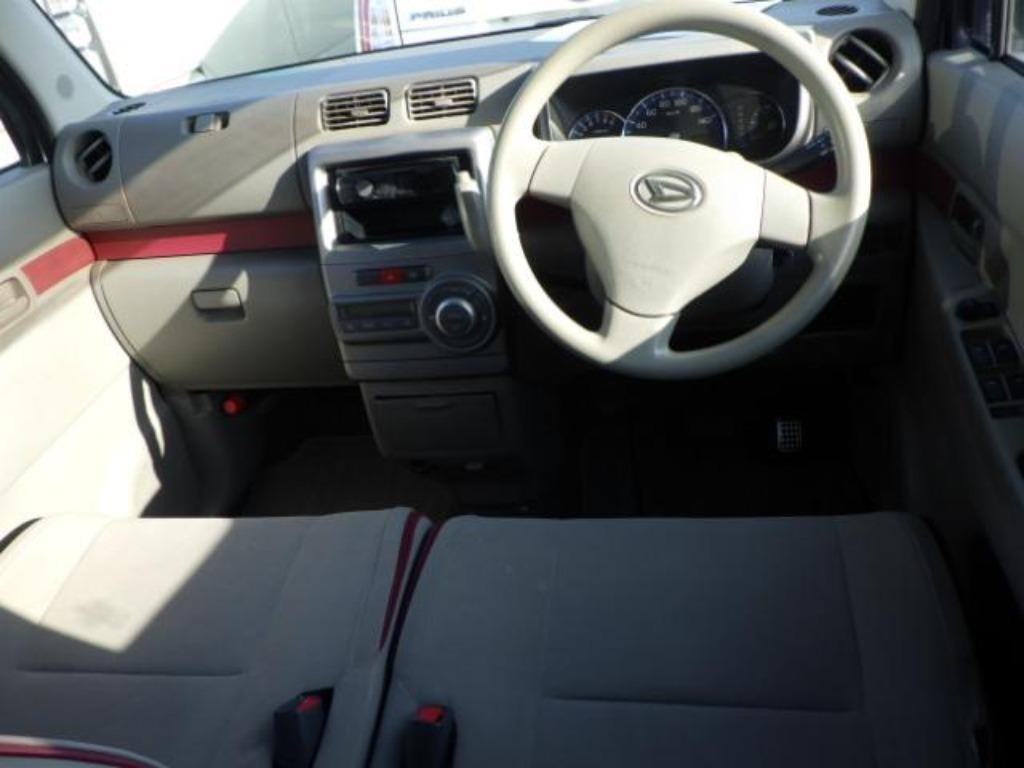 DAIHATSU MOVE CONTE