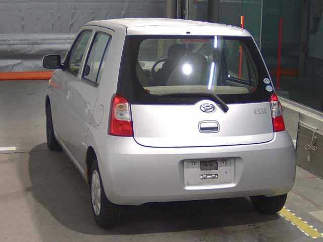 DAIHATSU ESSE