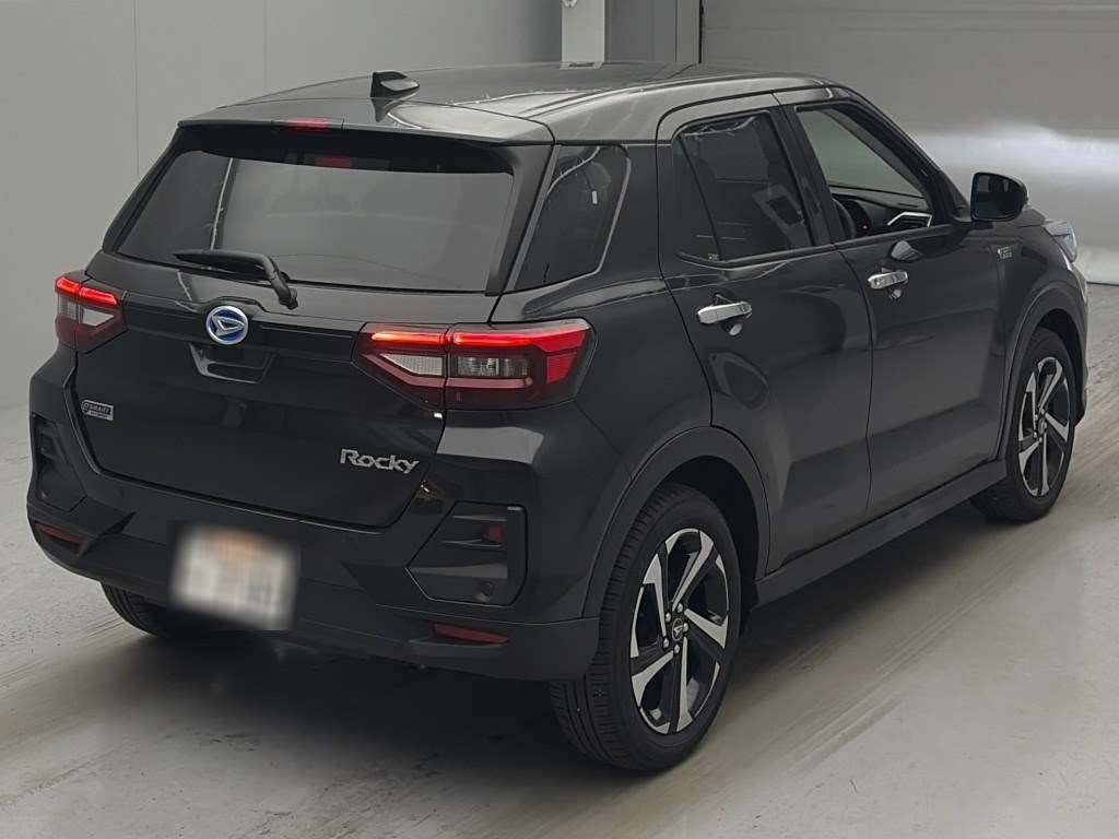 DAIHATSU ROCKY