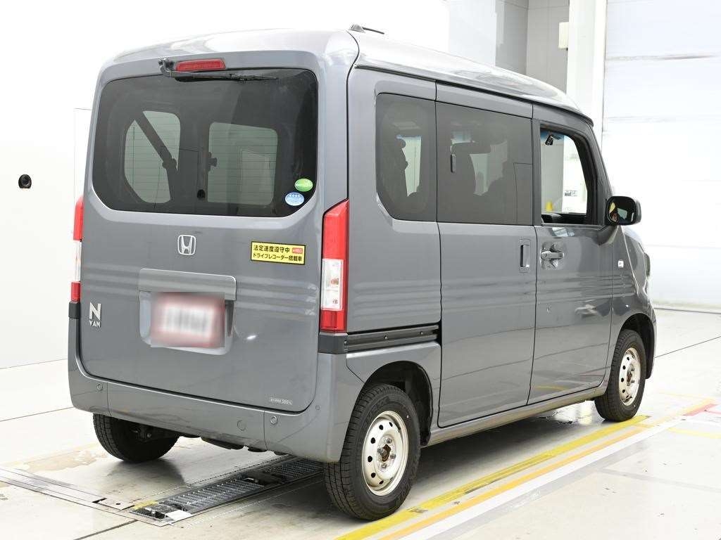 HONDA N-VAN