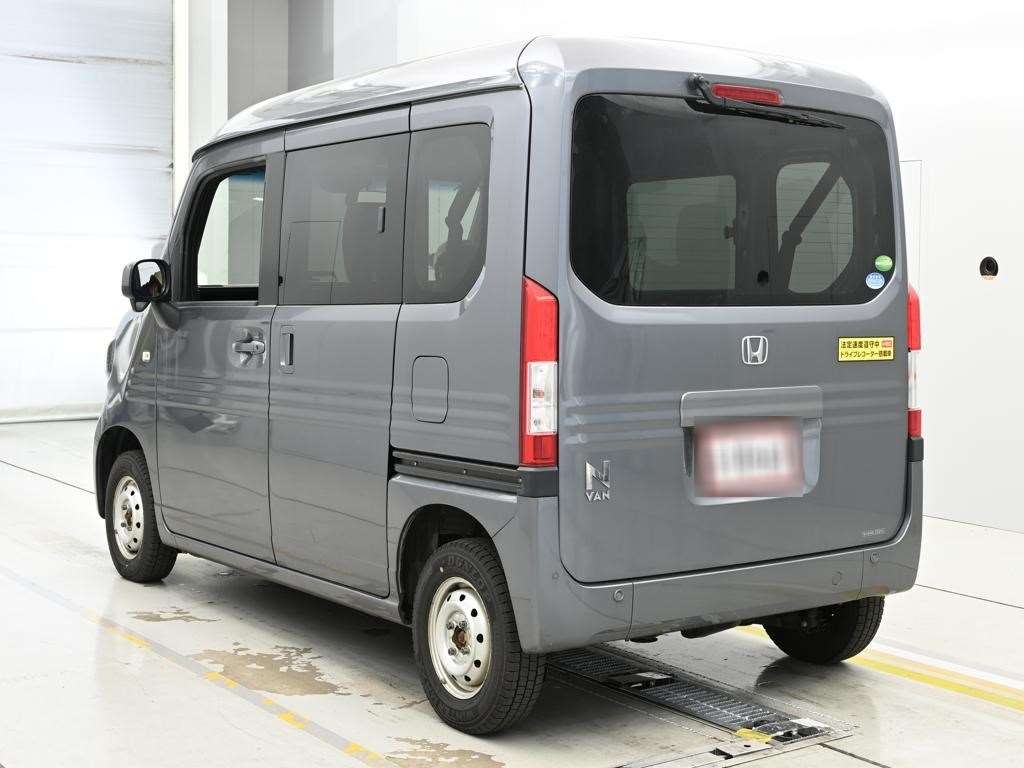 HONDA N-VAN
