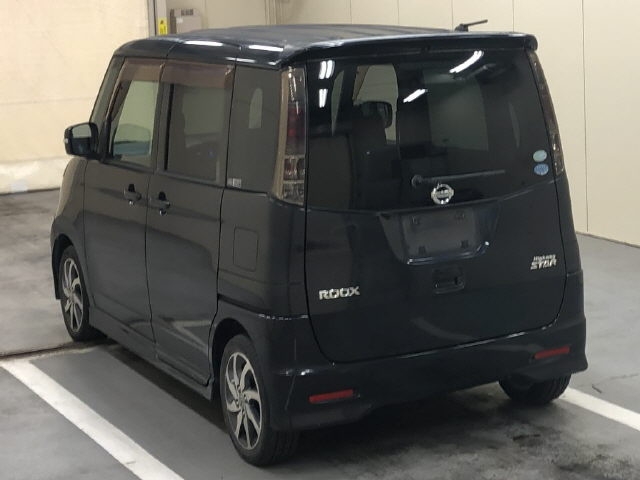 NISSAN ROOX
