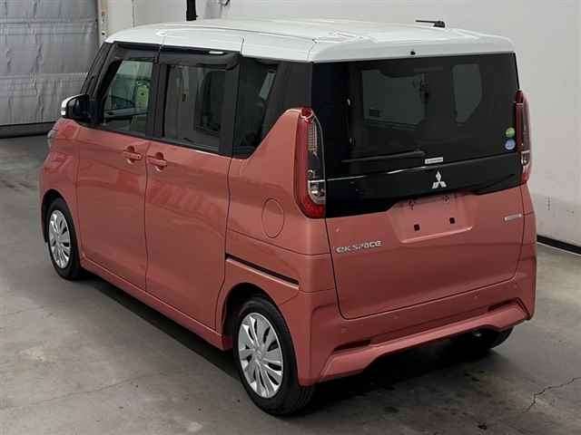 MITSUBISHI EK SPACE