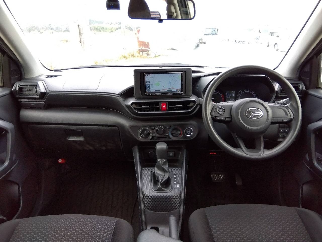 DAIHATSU ROCKY