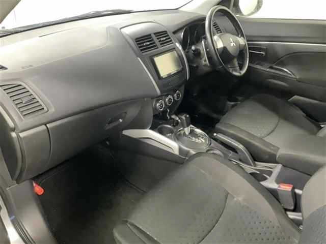 MITSUBISHI RVR