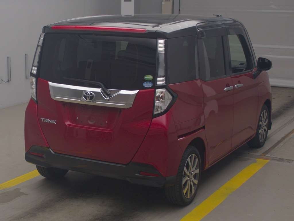 TOYOTA TANK