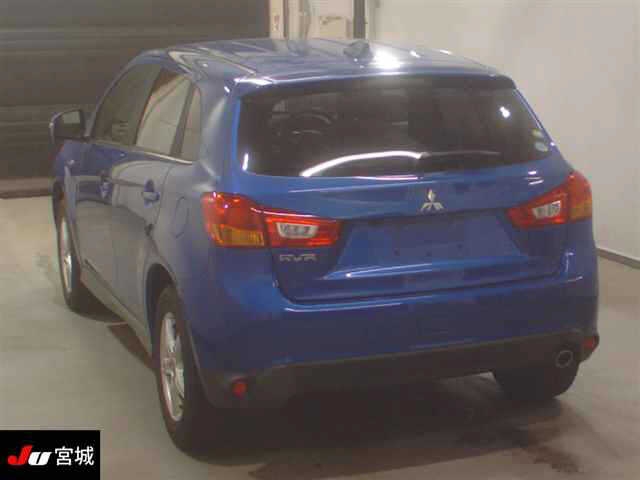 MITSUBISHI RVR