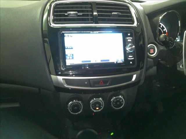 MITSUBISHI RVR
