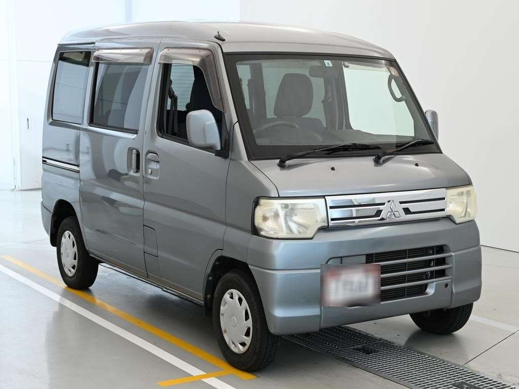 MITSUBISHI MINICAB