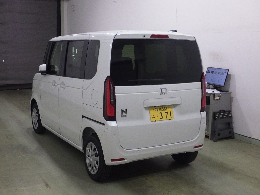 HONDA N-BOX