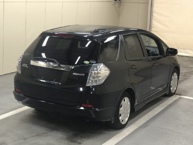 HONDA FIT SHUTTLE