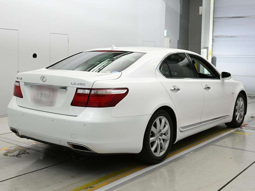 LEXUS LS460