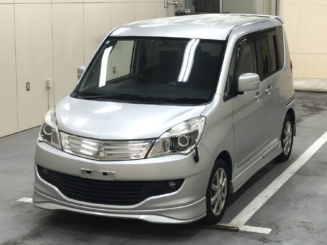 MITSUBISHI DELICA D:2