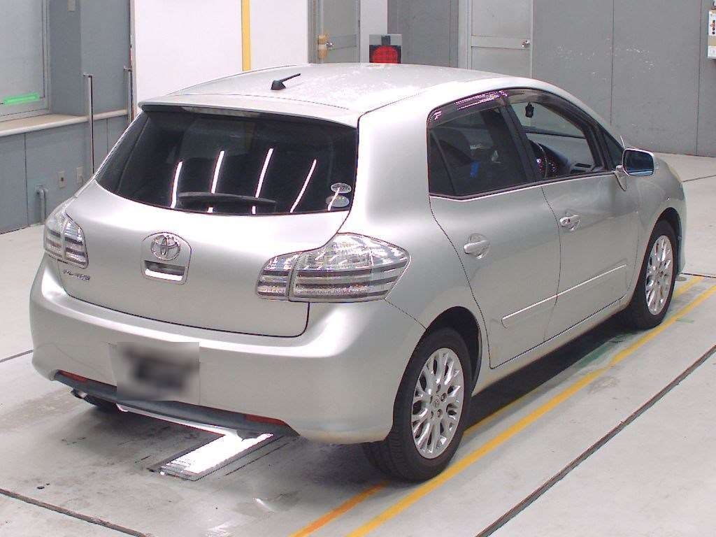 TOYOTA BLADE