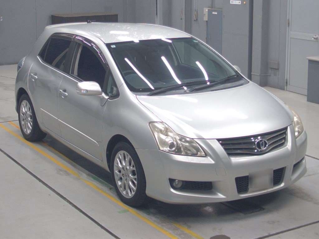 TOYOTA BLADE