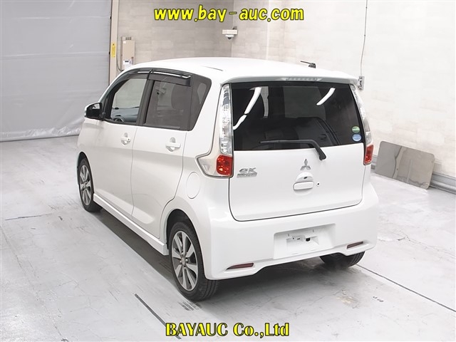 MITSUBISHI EK CUSTOM