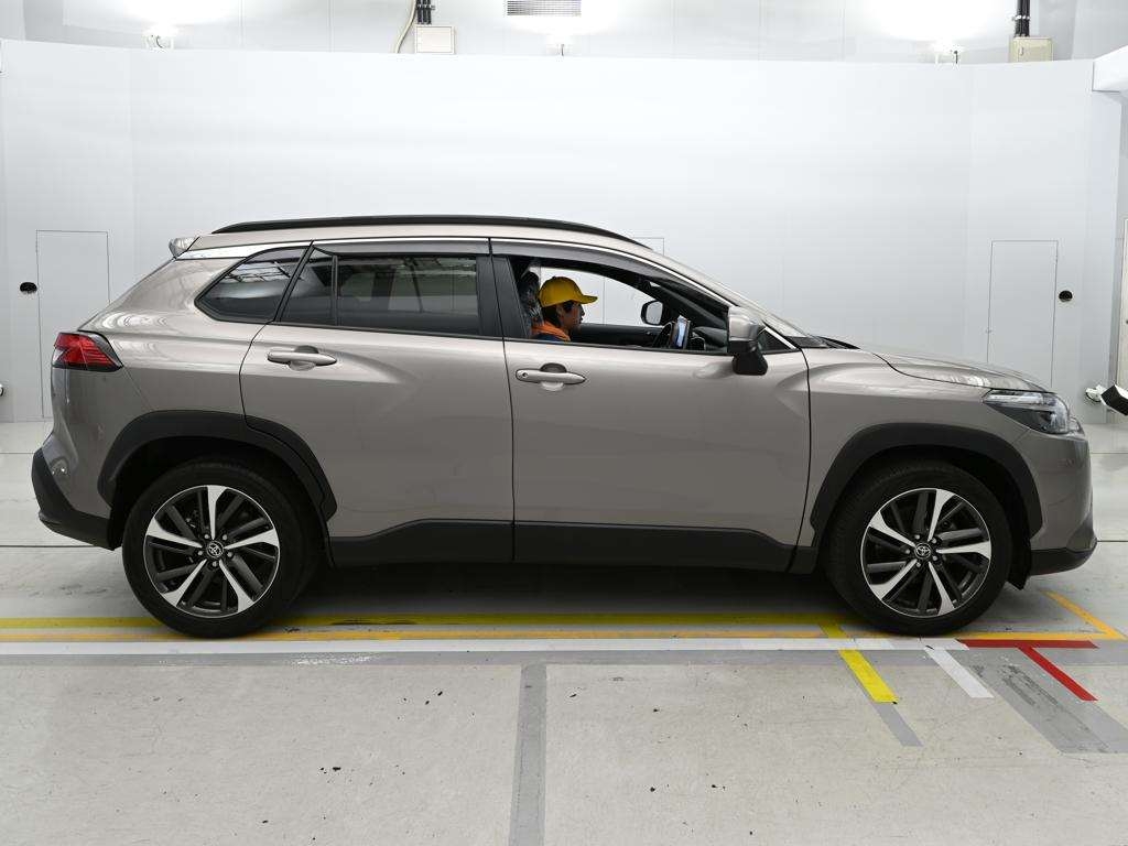 TOYOTA COROLLA CROSS