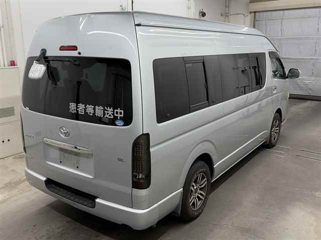 TOYOTA REGIUS ACE