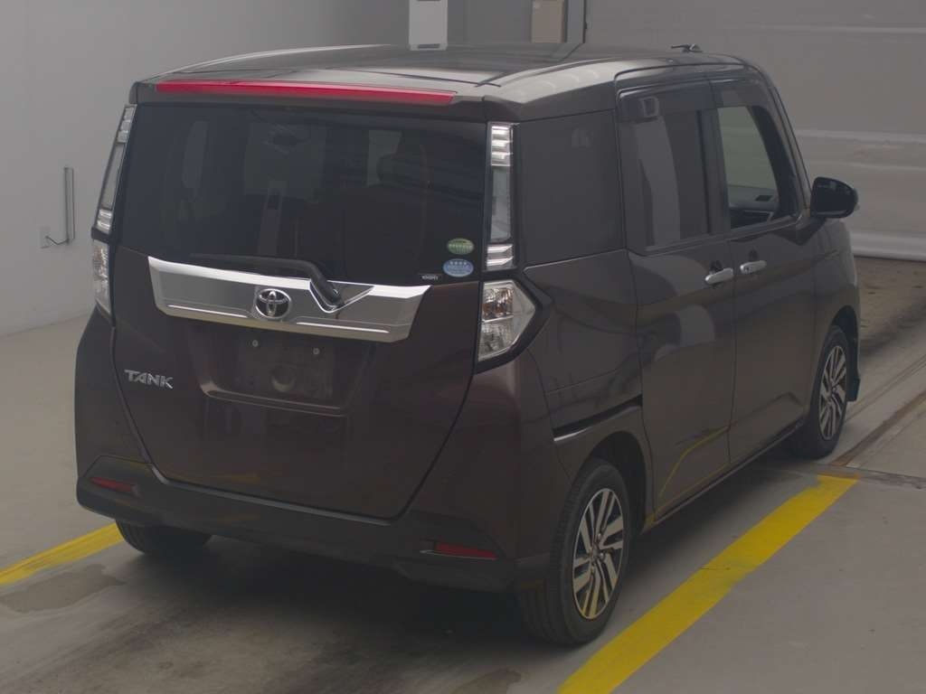 TOYOTA TANK