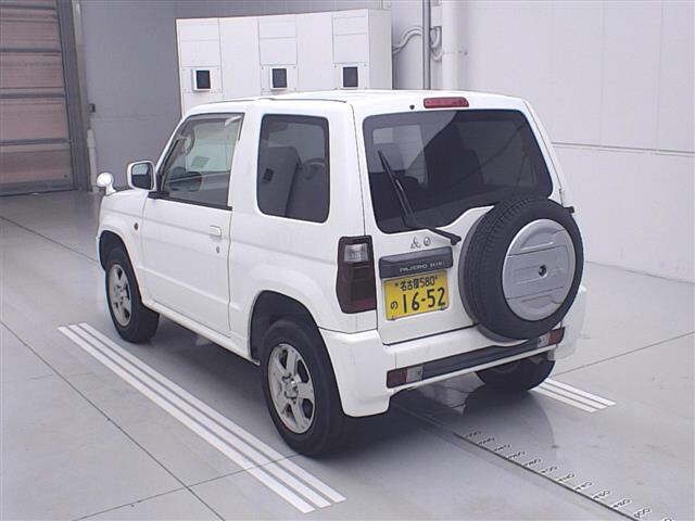 MITSUBISHI PAJERO MINI