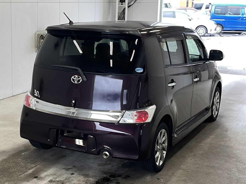 TOYOTA BB