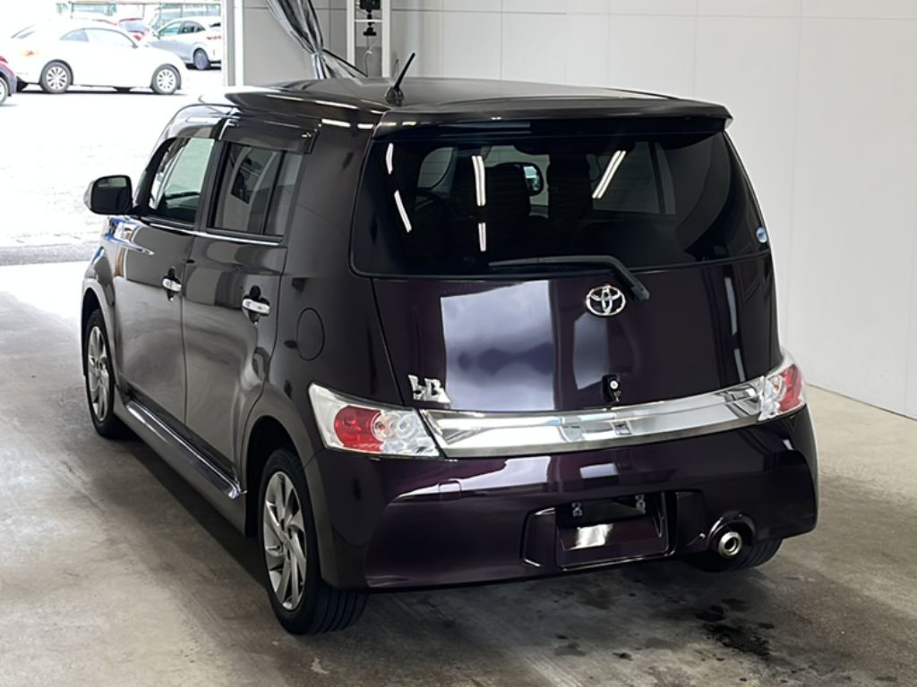TOYOTA BB