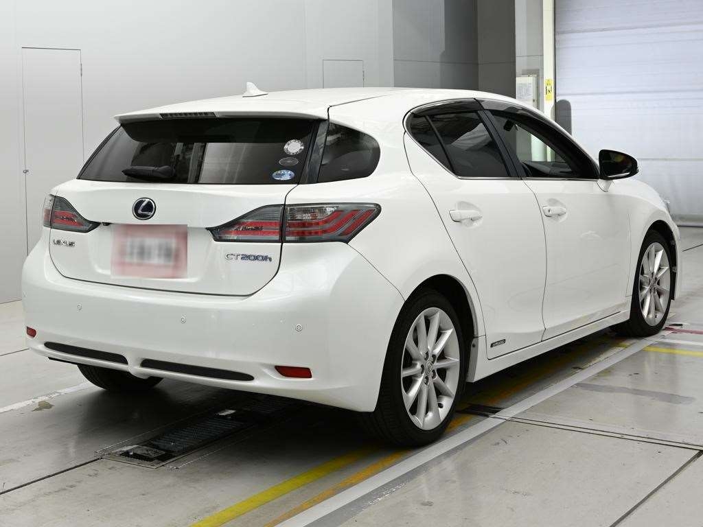 LEXUS CT200H