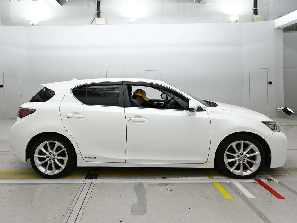 LEXUS CT200H