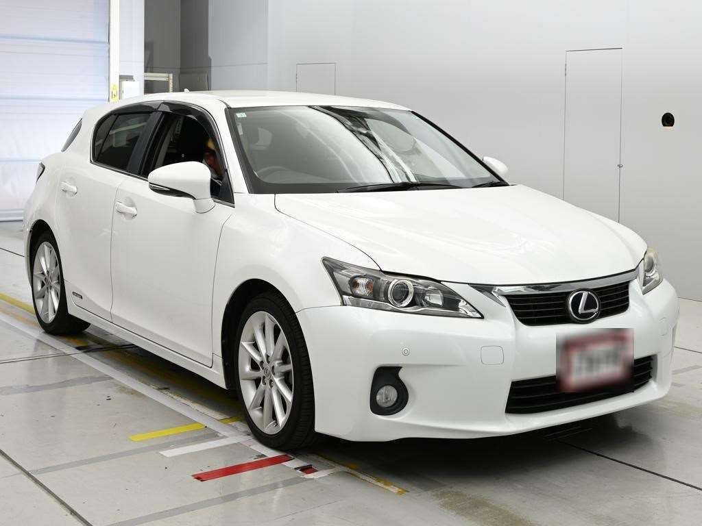 LEXUS CT200H