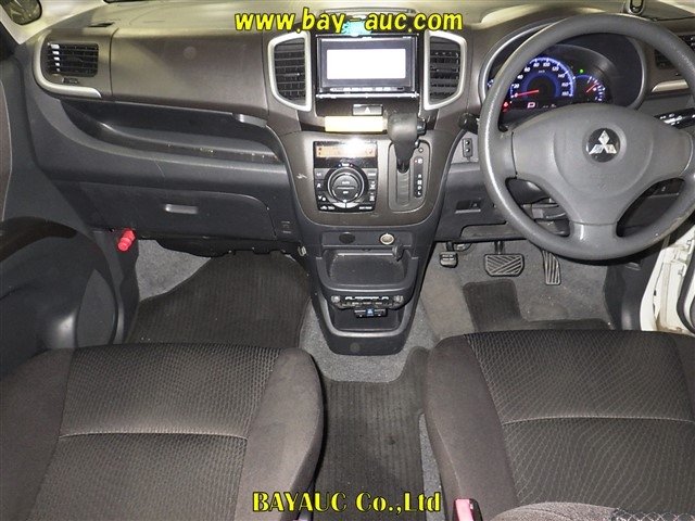 MITSUBISHI DELICA D:2