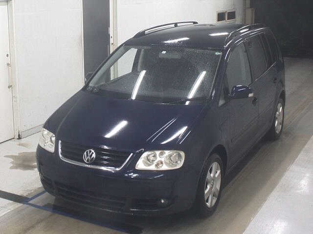 VOLKSWAGEN TOURAN
