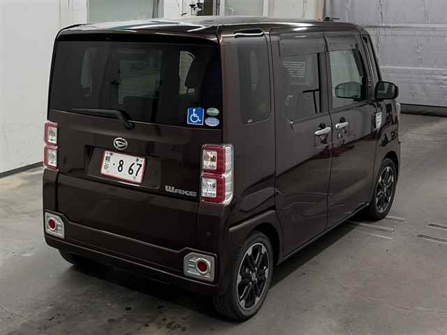 DAIHATSU WAKE