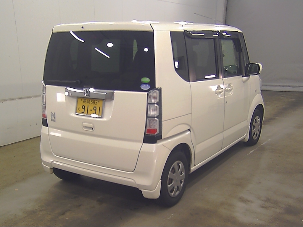 HONDA N-BOX