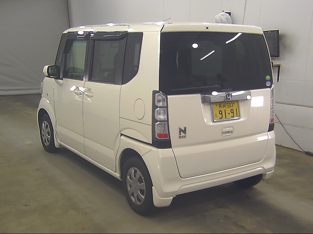 HONDA N-BOX