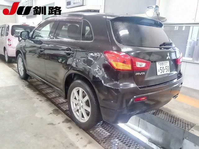 MITSUBISHI RVR