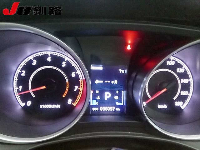 MITSUBISHI RVR
