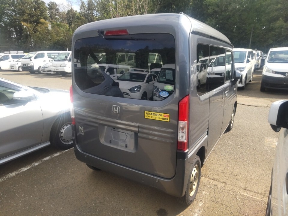 HONDA N-VAN