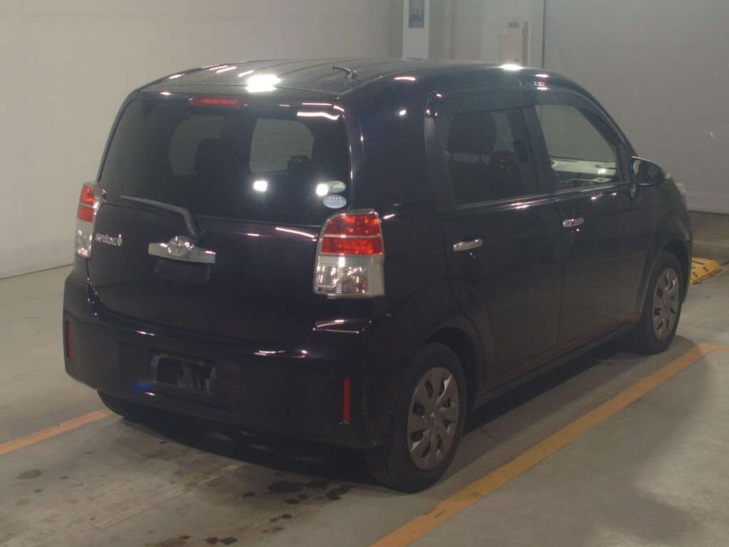 TOYOTA SPADE
