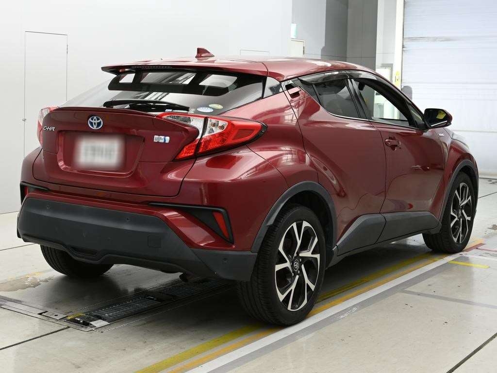 TOYOTA C-HR