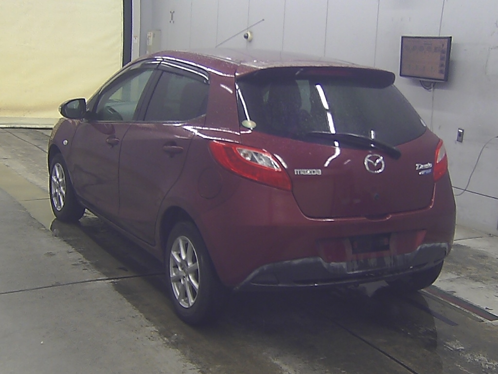 MAZDA DEMIO