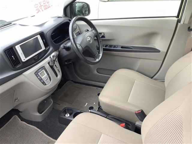 TOYOTA PIXIS EPOCH