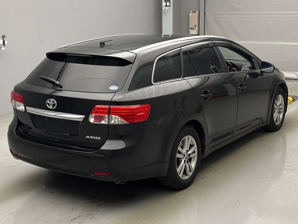 TOYOTA AVENSIS