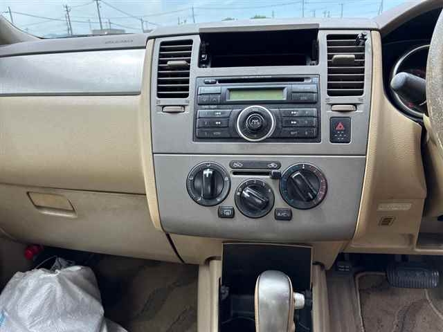 NISSAN TIIDA LATIO