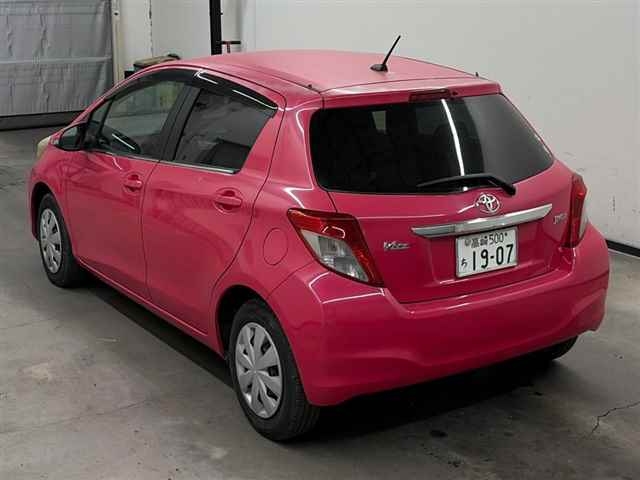TOYOTA VITZ