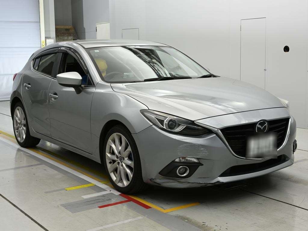 MAZDA AXELA