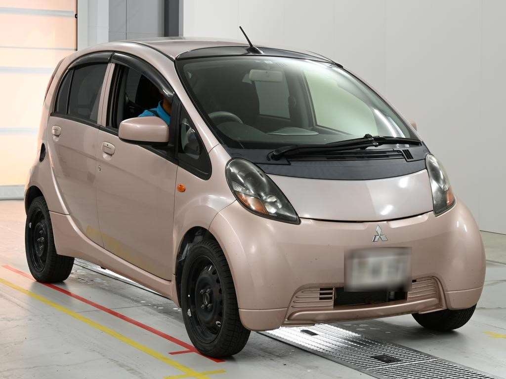 MITSUBISHI I