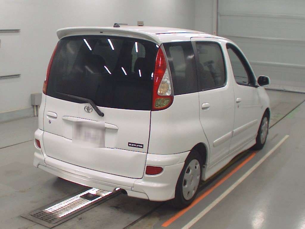 TOYOTA FUNCARGO
