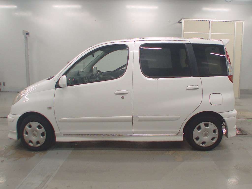 TOYOTA FUNCARGO