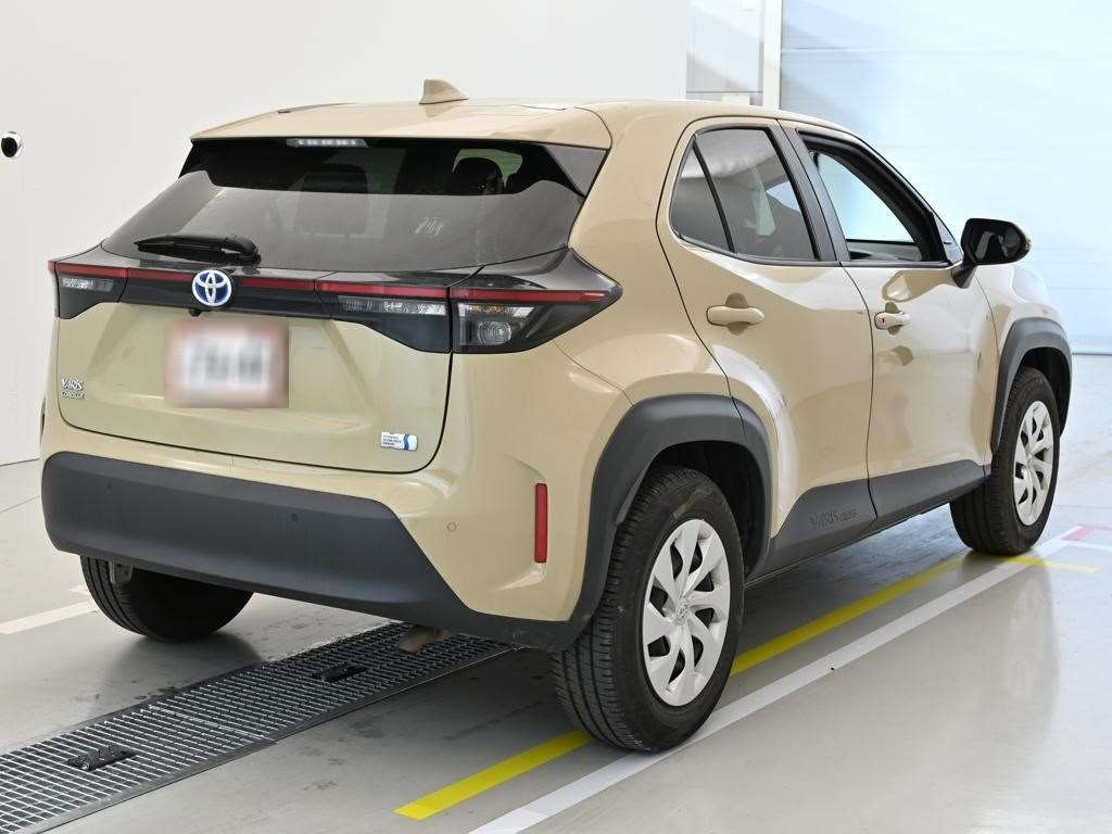 TOYOTA YARIS CROSS