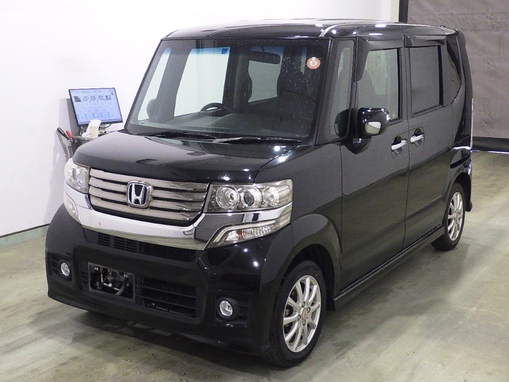 HONDA N-BOX